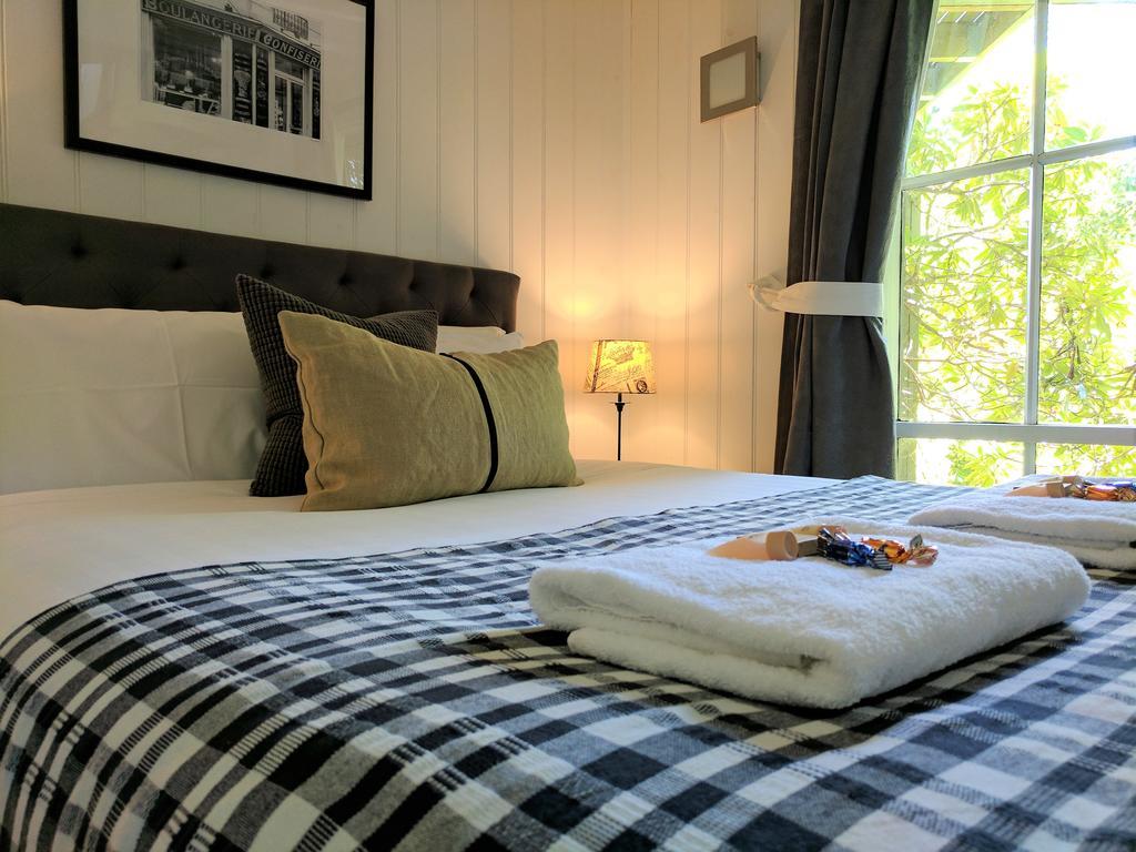 Annie Roes Luxury B&B Bend of Islands Εξωτερικό φωτογραφία