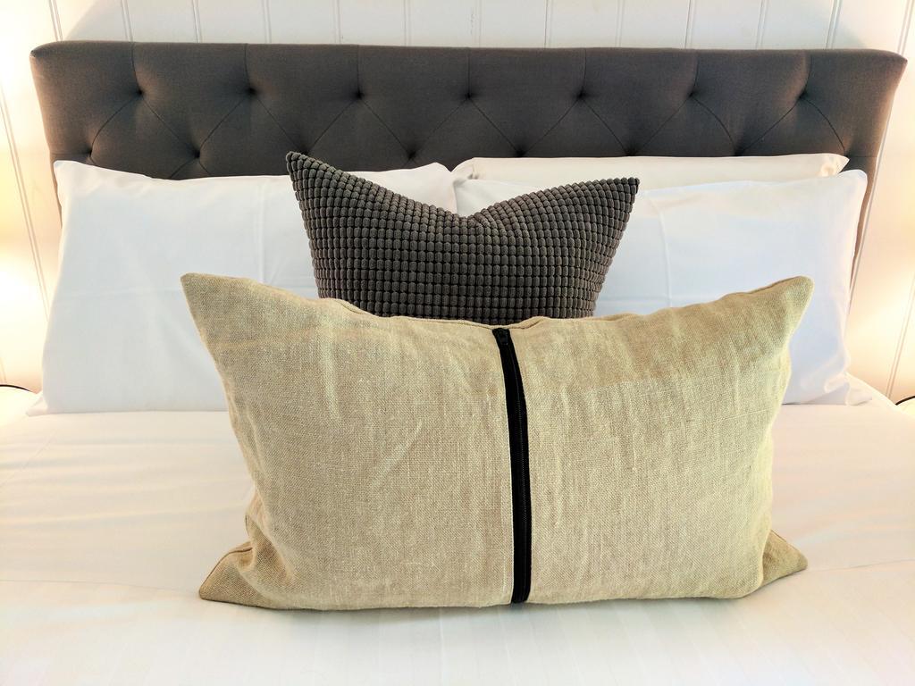 Annie Roes Luxury B&B Bend of Islands Εξωτερικό φωτογραφία