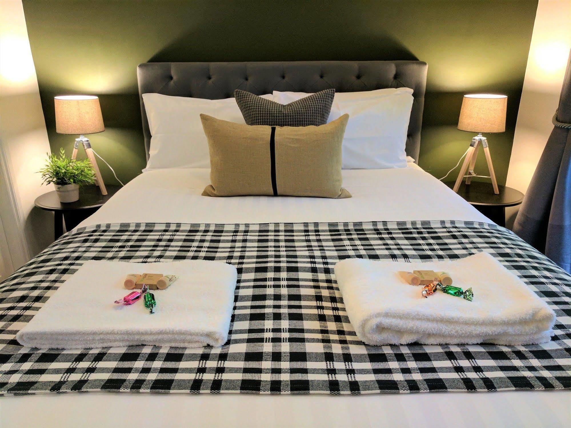 Annie Roes Luxury B&B Bend of Islands Εξωτερικό φωτογραφία