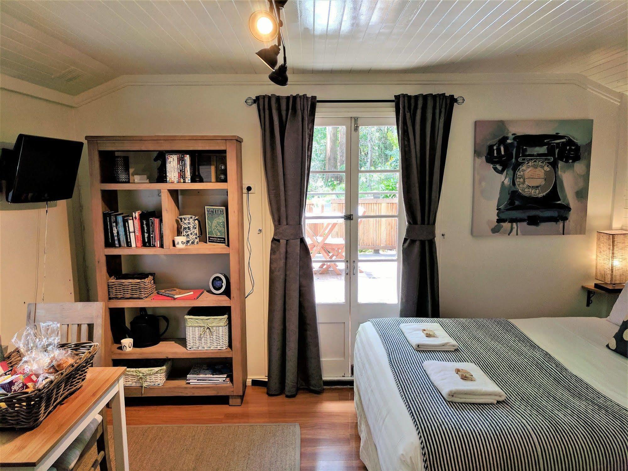 Annie Roes Luxury B&B Bend of Islands Εξωτερικό φωτογραφία