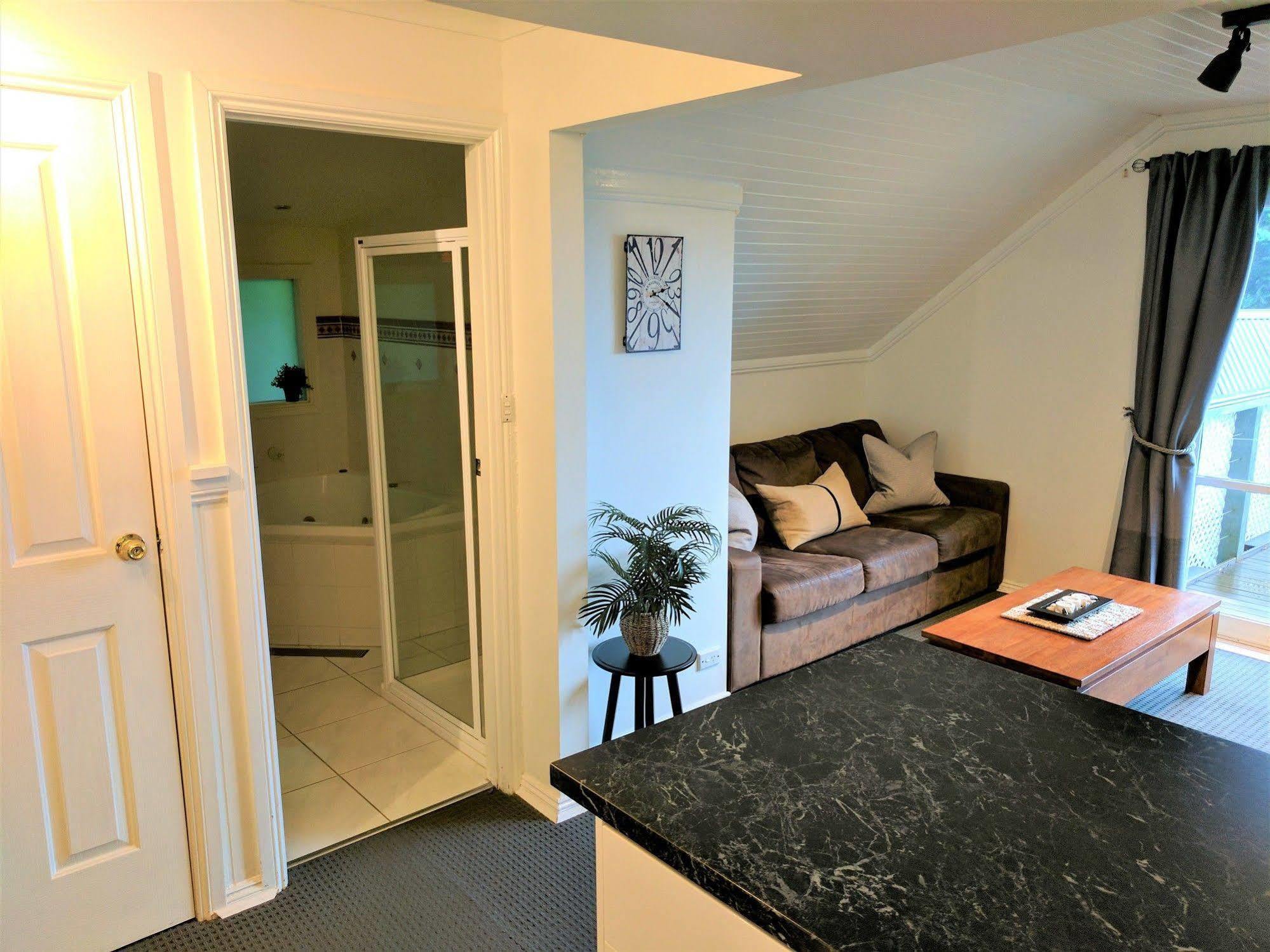 Annie Roes Luxury B&B Bend of Islands Εξωτερικό φωτογραφία